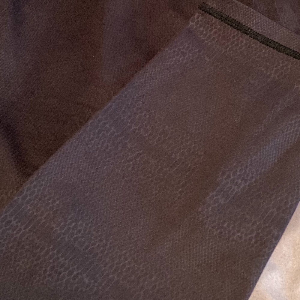 Black Venom Light n Tight Hi-Rise 7/8 24"